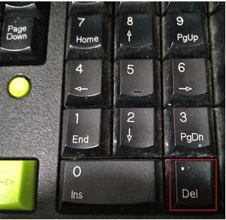 Win10专业版蓝屏连安全模式都进不去怎么处理?