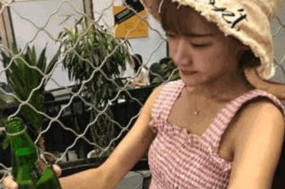 抖音代古拉k素颜照曝光【抖音代古拉k素颜照图集分享】