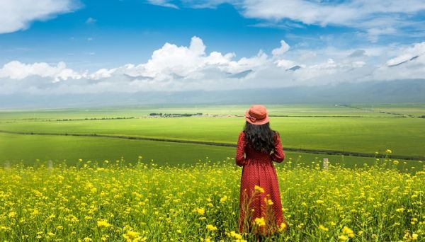 旅游发朋友圈的精美句子 关于旅游发朋友圈的文案
